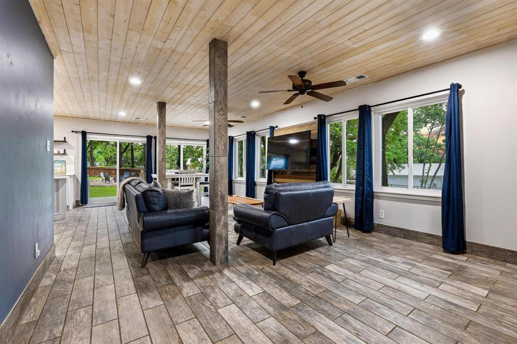Preston Bend Point - Residential