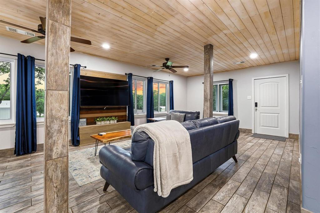 Preston Bend Point - Residential