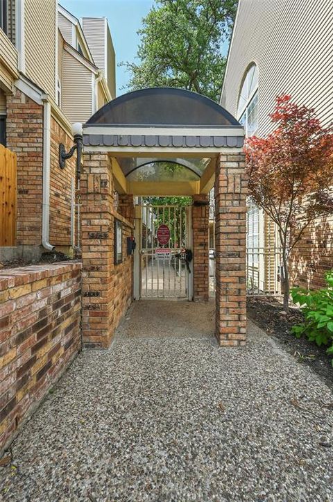 5325 Bent Tree Forest Drive 1108 Dallas TX 75248