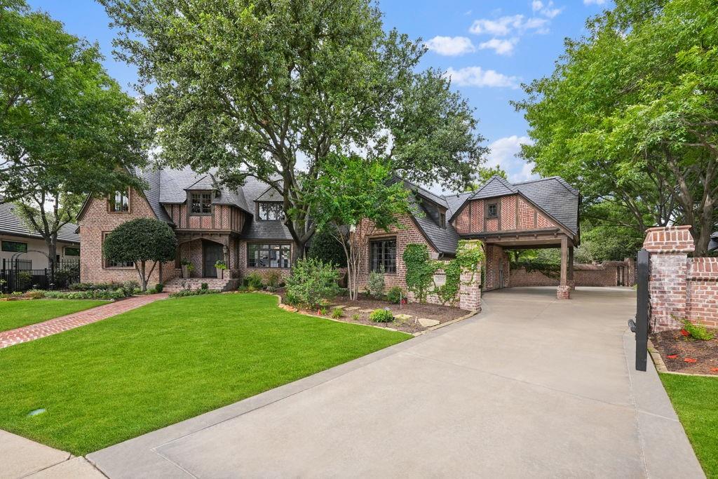 3820 Touraine Drive