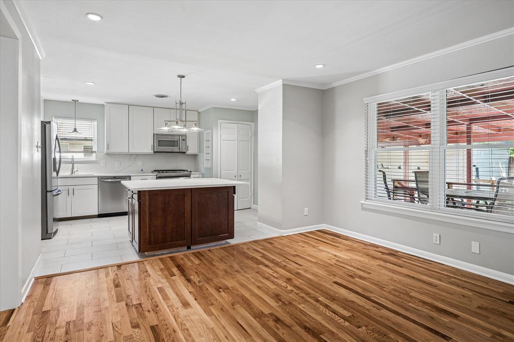 Crest View Park Add - Residential