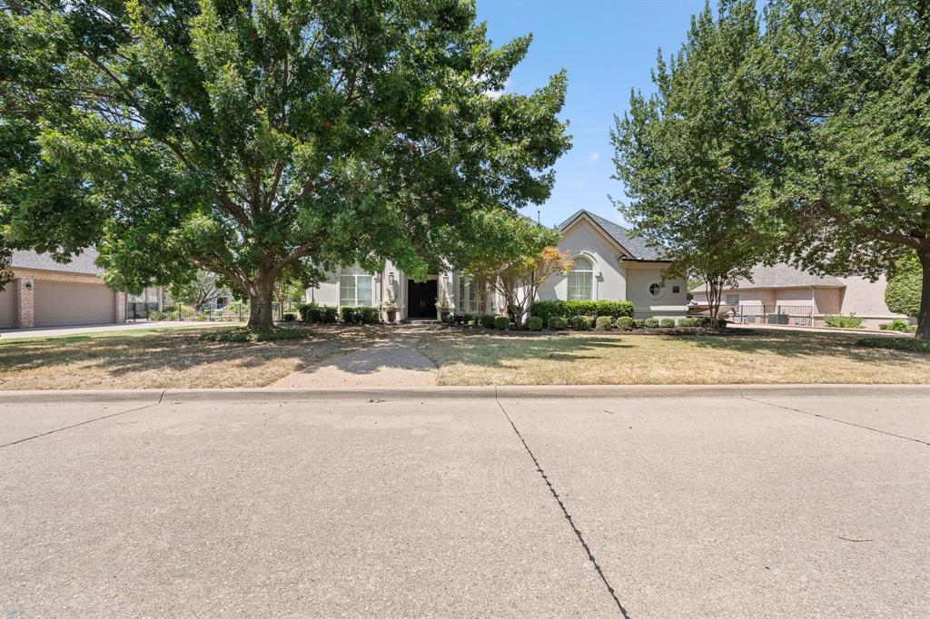 921 Fairway View Drive