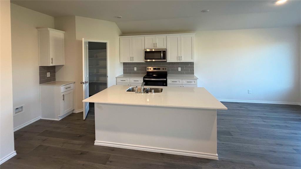 Blaire Lake - Residential