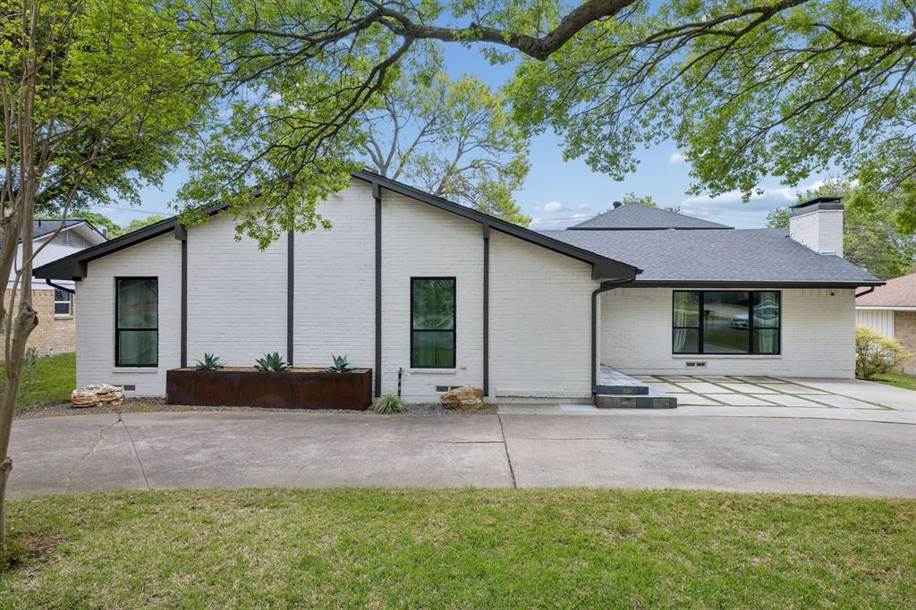 Spring Vly Park Instl 3 - Residential