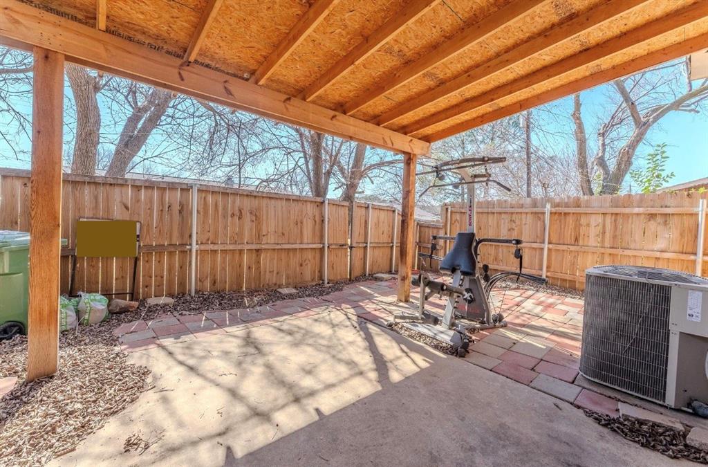 Shady Brook Twnhs Add - Residential