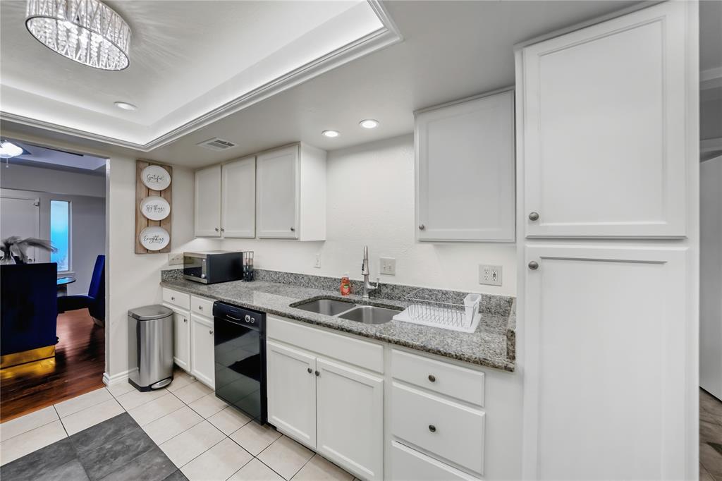 Shady Brook Twnhs Add - Residential