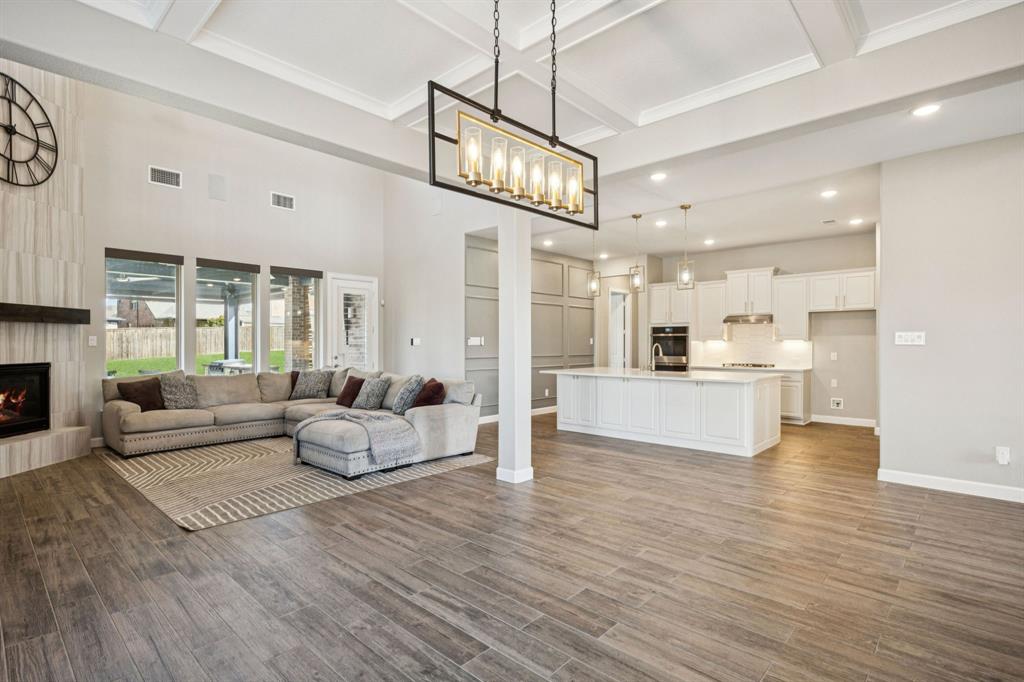 1534 Meziere Sky Drive