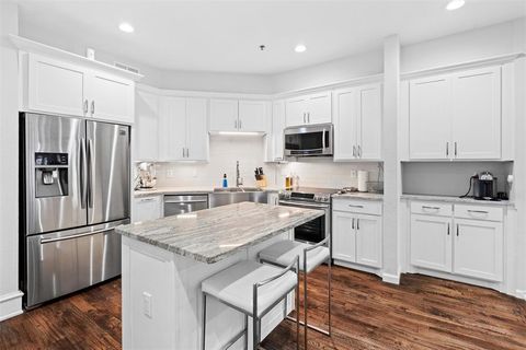 3235 Cole Avenue 305 Dallas TX 75204