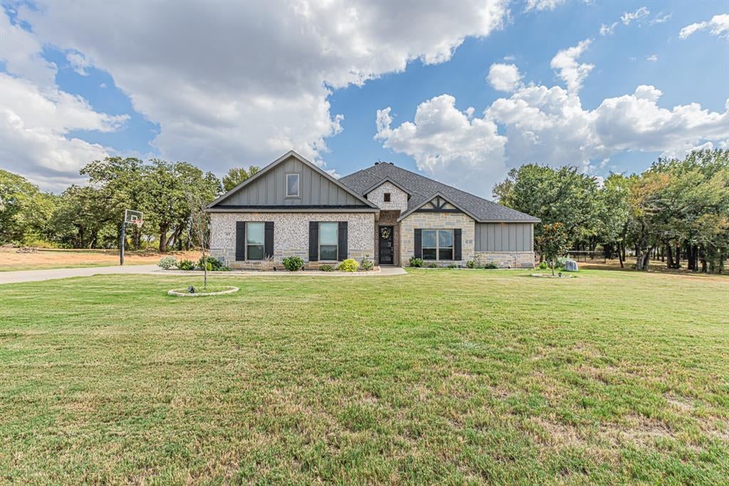 113 Oaks Springs Lane