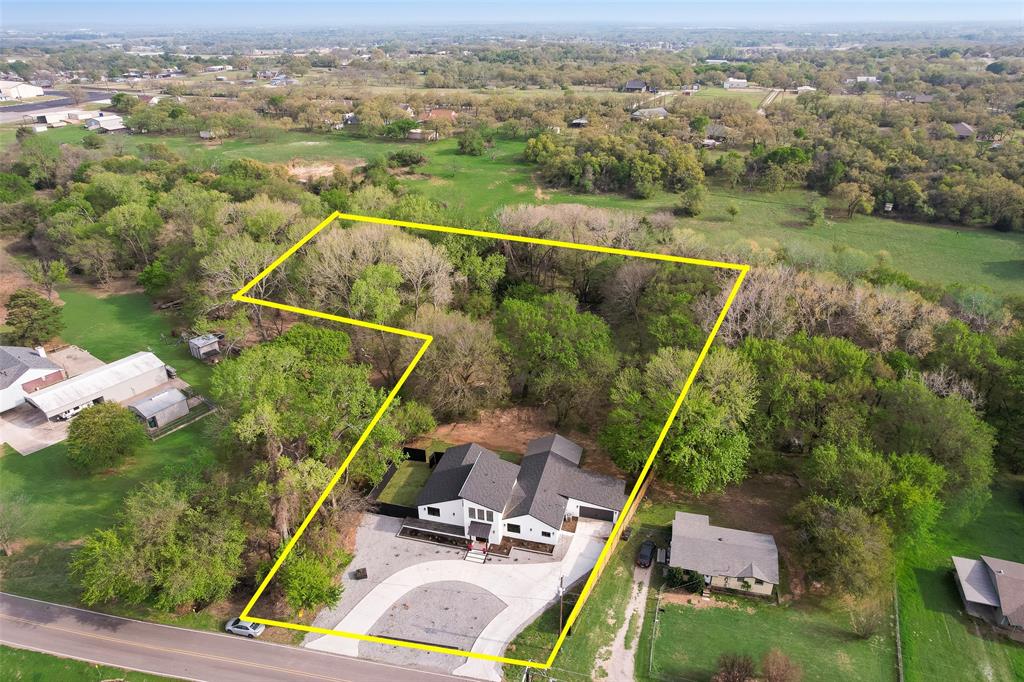 3703 Greenwood Road