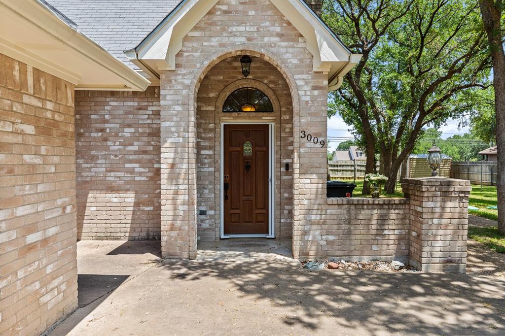 3009 Pioneer Circle