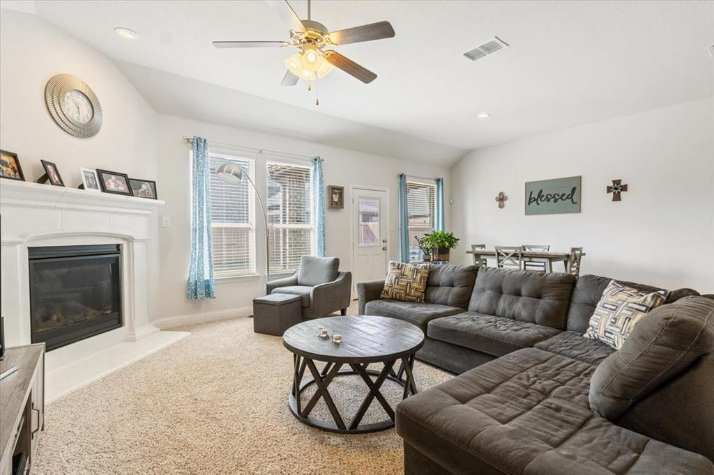 Aledo, Texas 76008, United States, 3 Bedrooms Bedrooms, ,2 BathroomsBathrooms,Residential,Active,96354