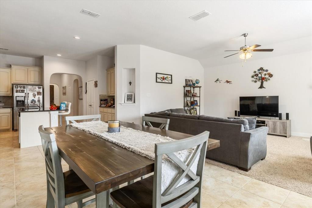 Aledo, Texas 76008, United States, 3 Bedrooms Bedrooms, ,2 BathroomsBathrooms,Residential,Active,96354