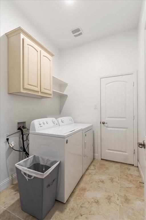 Aledo, Texas 76008, United States, 3 Bedrooms Bedrooms, ,2 BathroomsBathrooms,Residential,Active,96354