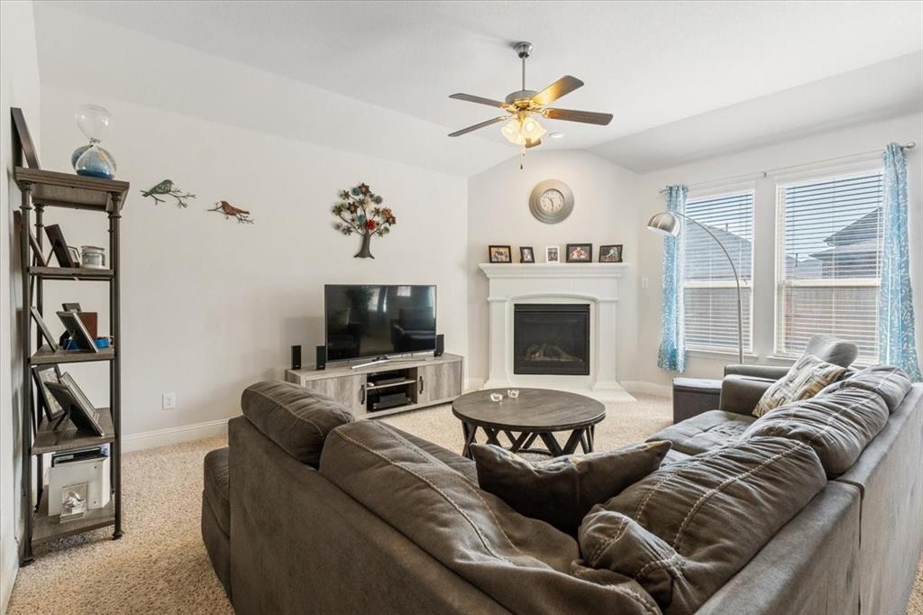 Aledo, Texas 76008, United States, 3 Bedrooms Bedrooms, ,2 BathroomsBathrooms,Residential,Active,96354