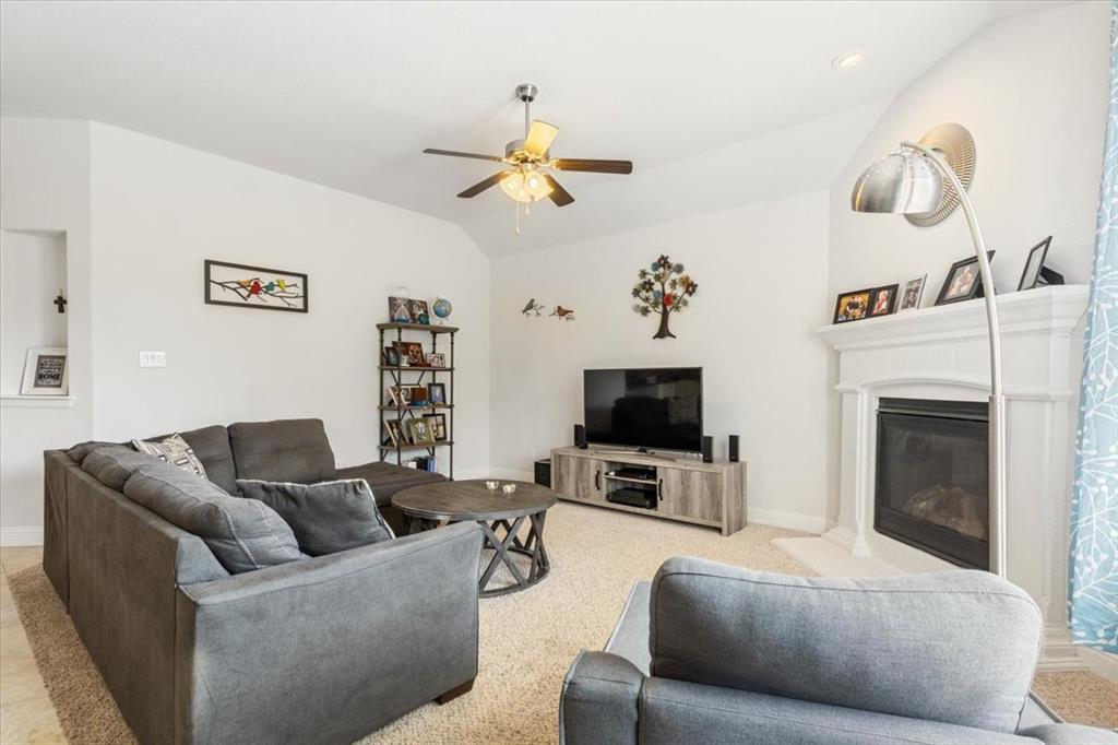 Aledo, Texas 76008, United States, 3 Bedrooms Bedrooms, ,2 BathroomsBathrooms,Residential,Active,96354