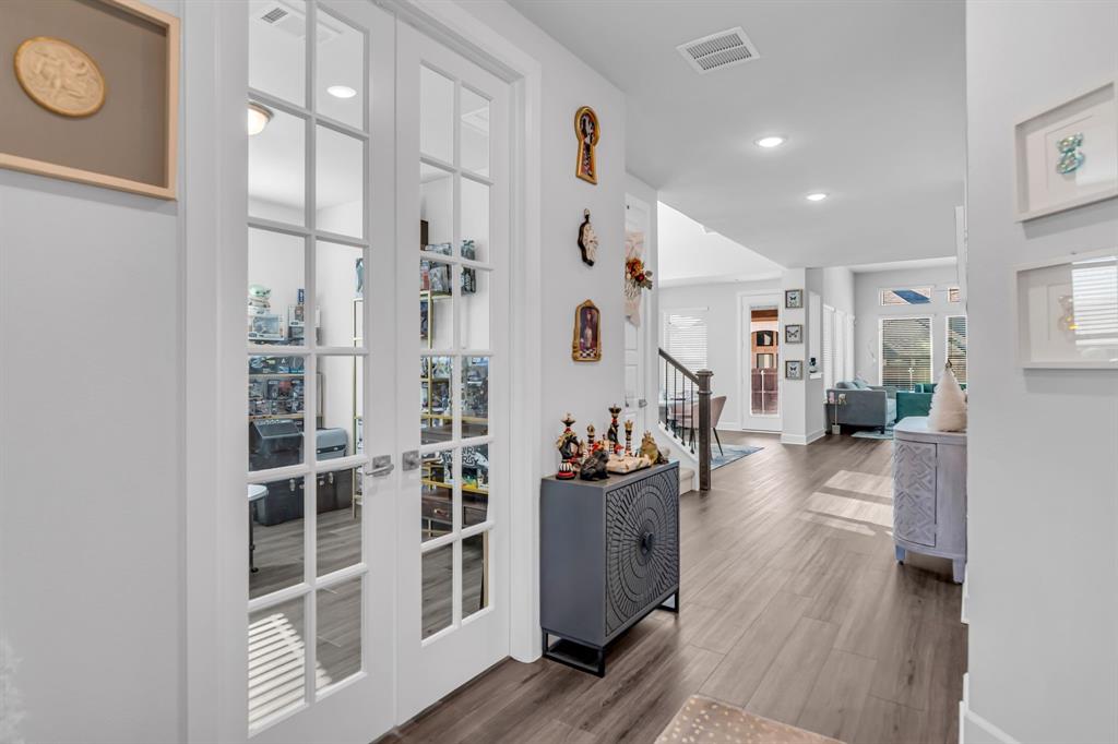 Tavolo Park - Residential