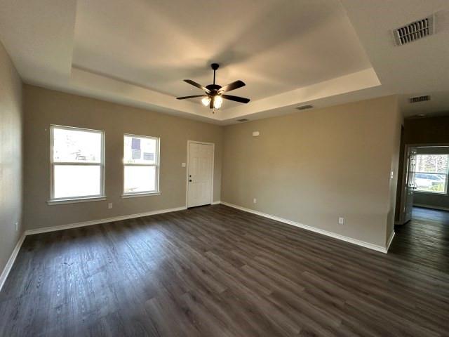 Lloyd's Lndg - Residential