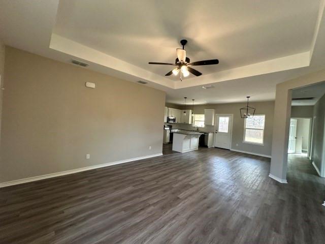 Lloyd's Lndg - Residential