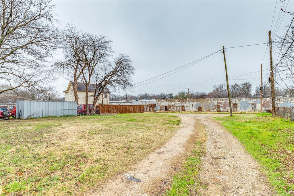 1025 S Oak Cliff Boulevard