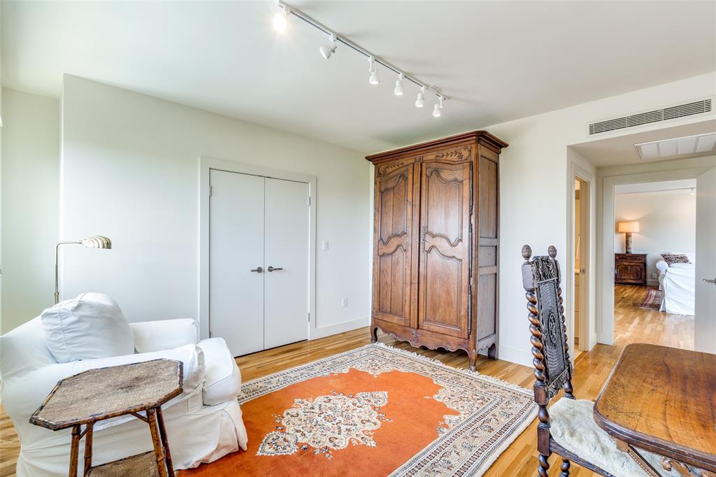 Turtle Creek North Condominium - Residential