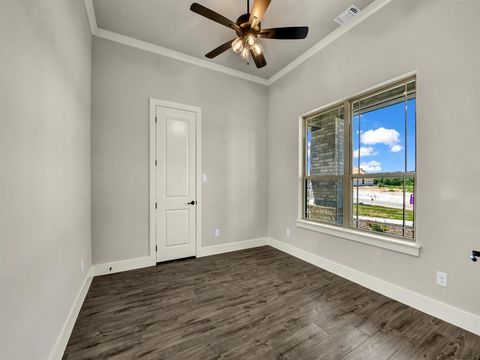 Tiny photo for 124 Desperado Way, Weatherford, TX 76088 (MLS # 21201008)