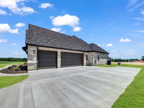 Tiny photo for 124 Desperado Way, Weatherford, TX 76088 (MLS # 21201008)