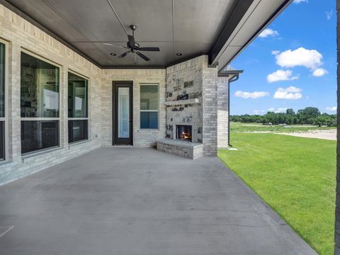 Tiny photo for 124 Desperado Way, Weatherford, TX 76088 (MLS # 21201008)