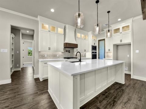 Tiny photo for 124 Desperado Way, Weatherford, TX 76088 (MLS # 21201008)