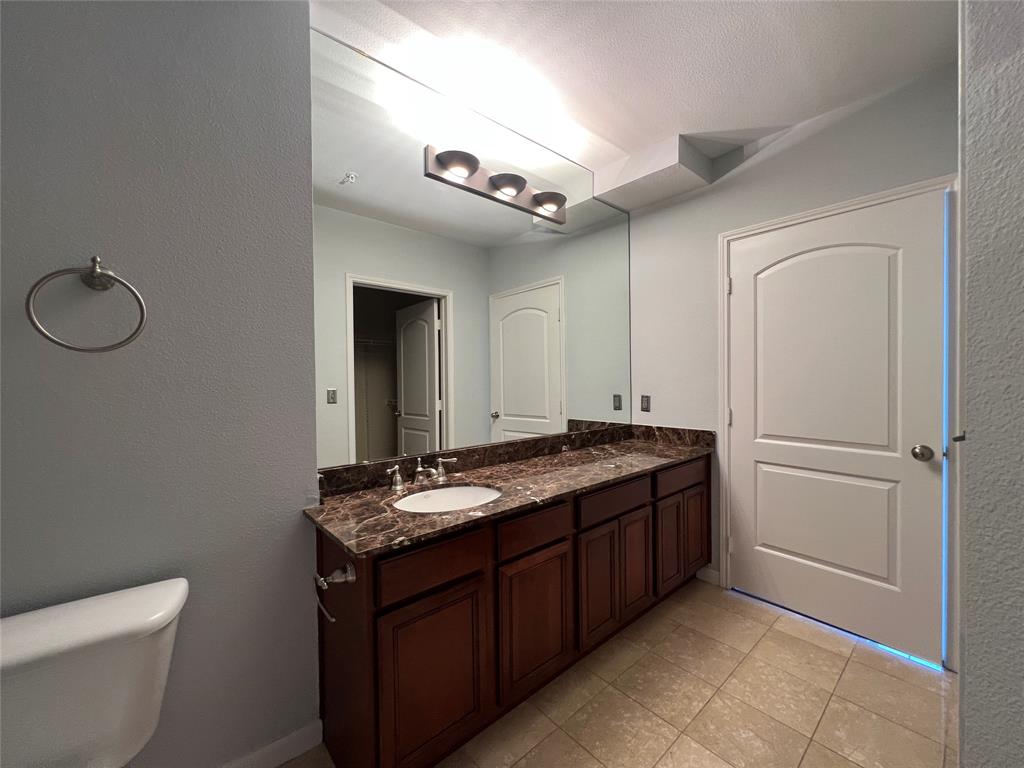 Renaissance On Turtle Creek Condo - Residential Lease