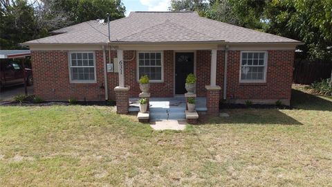 631 W Frey Street Stephenville TX 76401