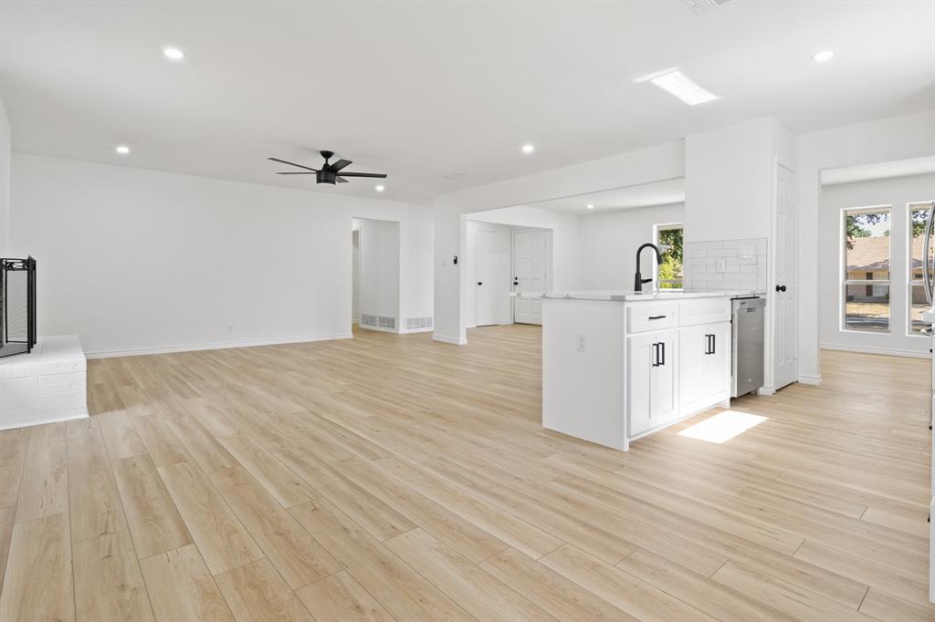 South Hills Add - Residential Lease