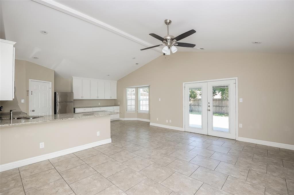 Pennisula 02 - Residential Lease