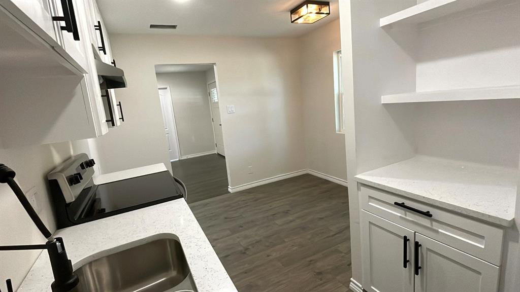 Deerpath Village 02 - Residential Lease