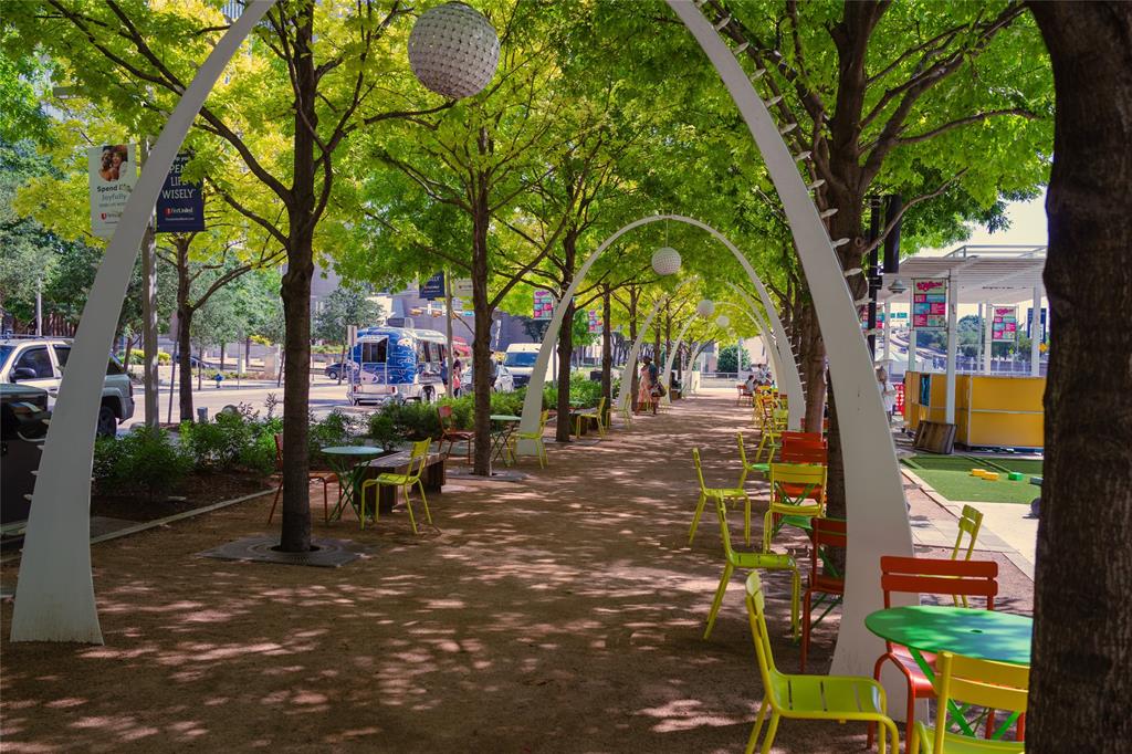 PARKSIDE CONDOMINIUM - Residential Lease