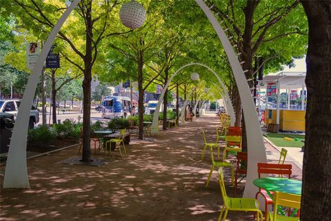 Tiny photo for 2025 Woodall Rodgers Freeway #51, Dallas, TX 75201 (MLS # 20957601)