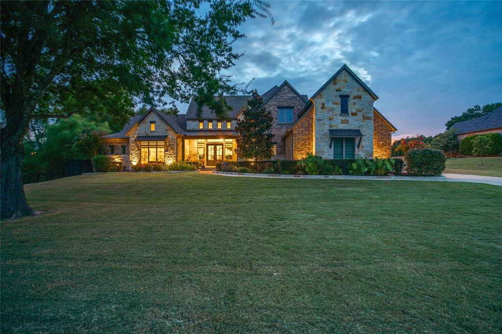 4594 Lake Shore Drive
