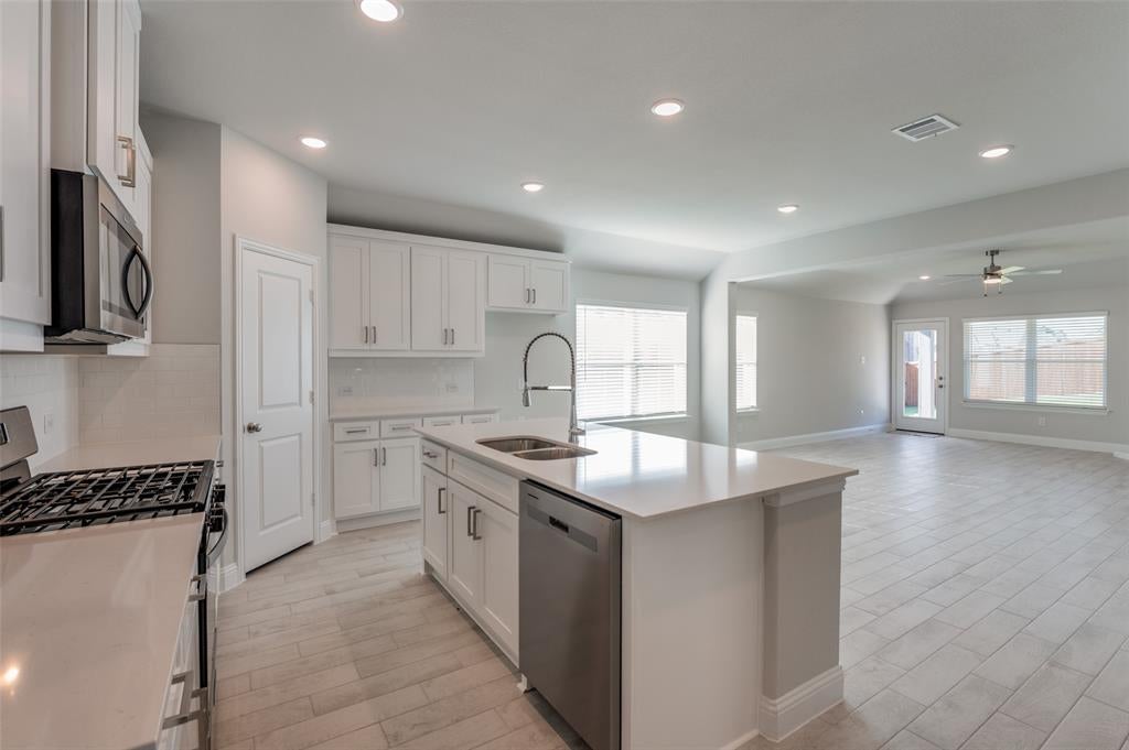 2902 Italia Terrace