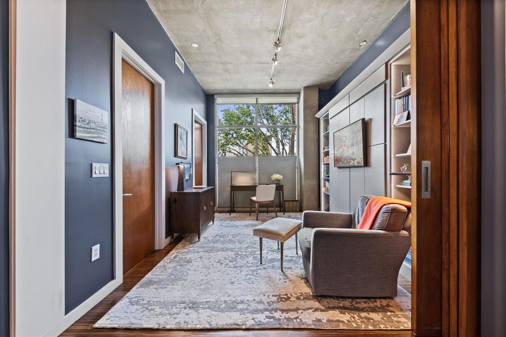 Thirty Thirty Bryan Condo - Residential