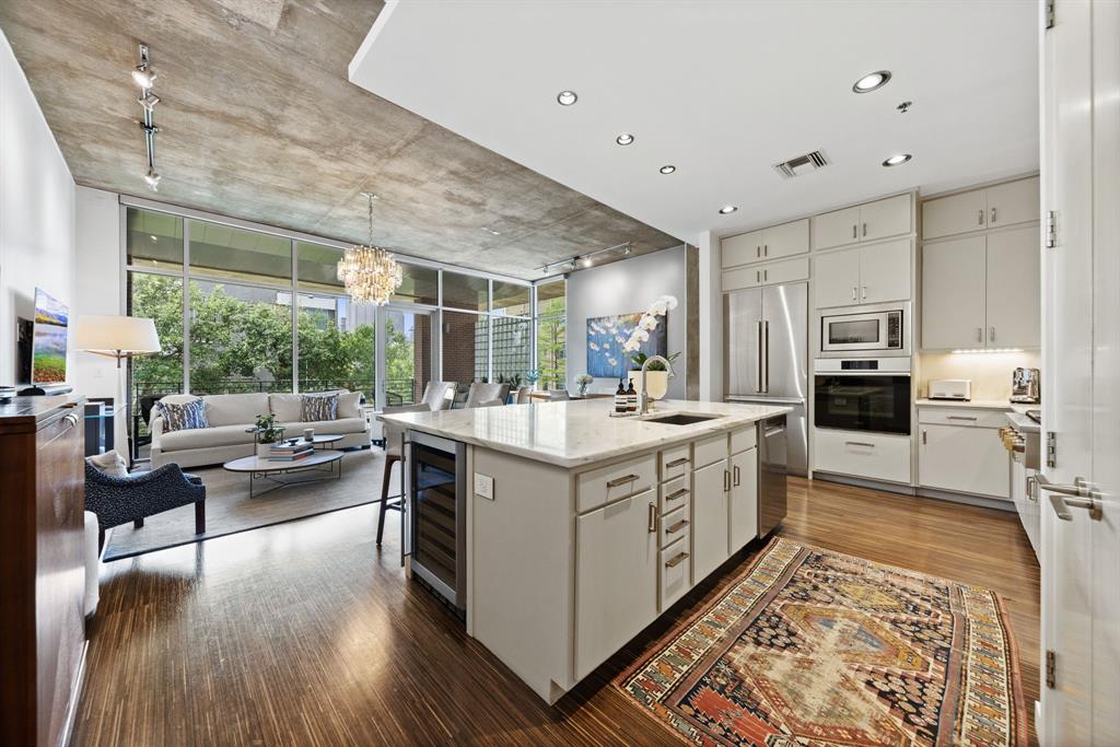 3030 Bryan Street 201