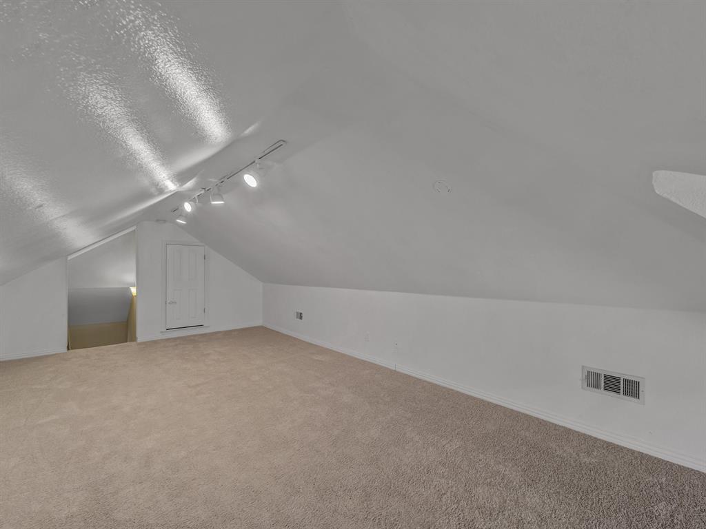 Winners Circle 1 & 2 & 3 & 4 - Residential