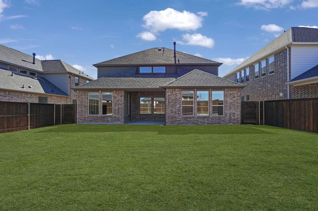 The Ridge at Northlake - Residential