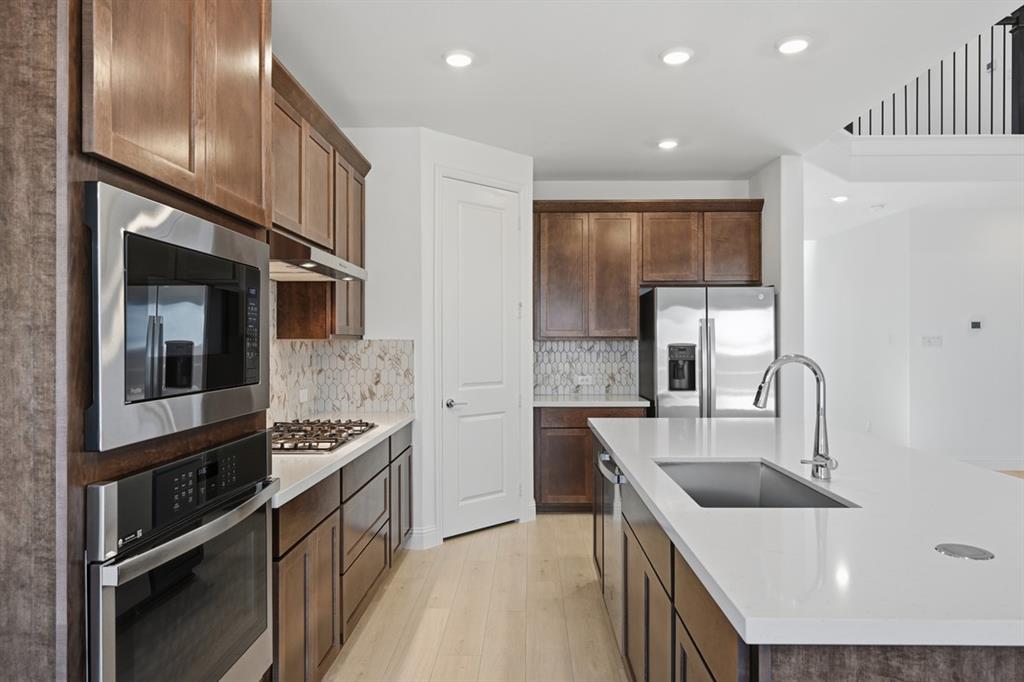 The Ridge at Northlake - Residential