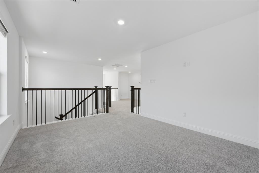 The Ridge at Northlake - Residential