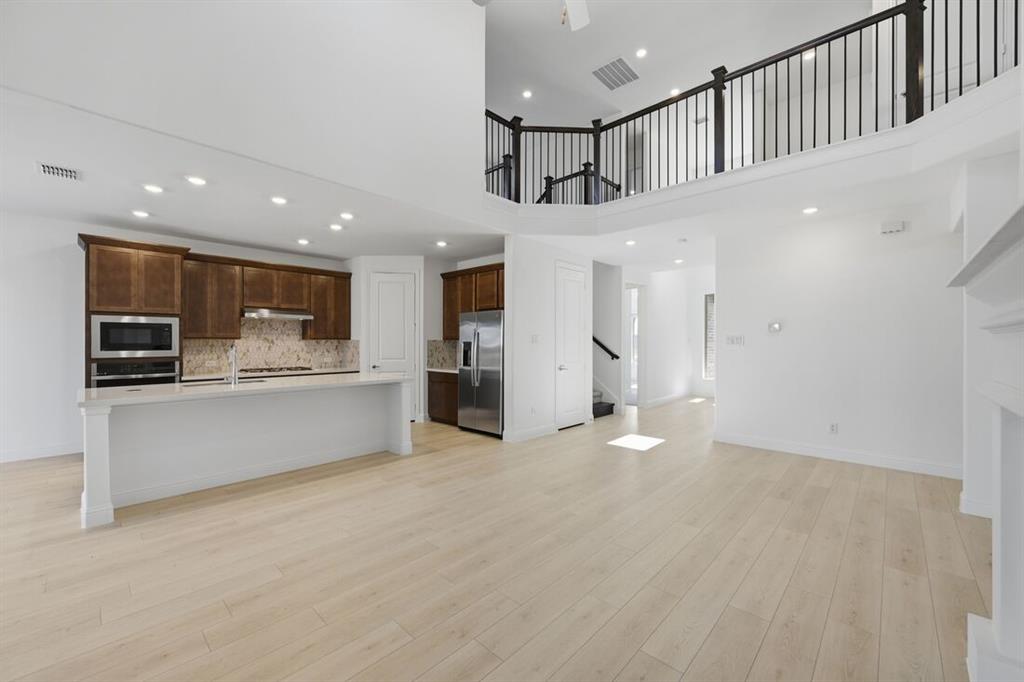 The Ridge at Northlake - Residential