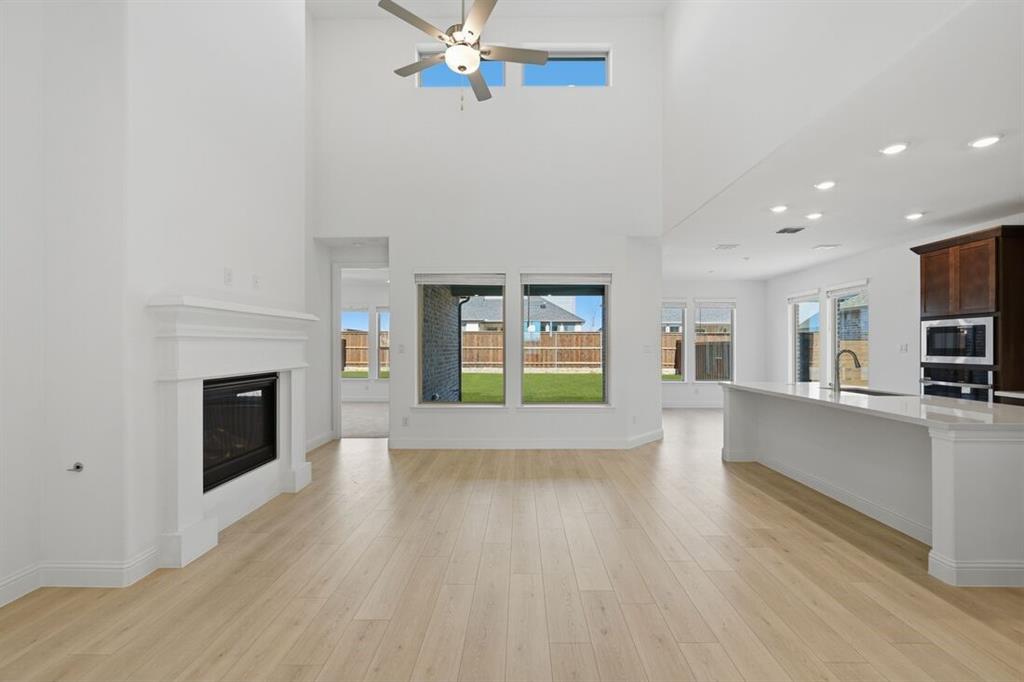 The Ridge at Northlake - Residential