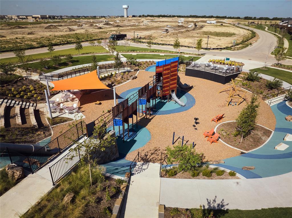 The Ridge at Northlake - Residential