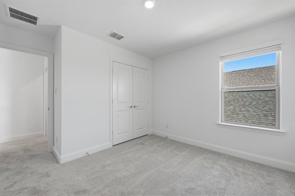 The Ridge at Northlake - Residential