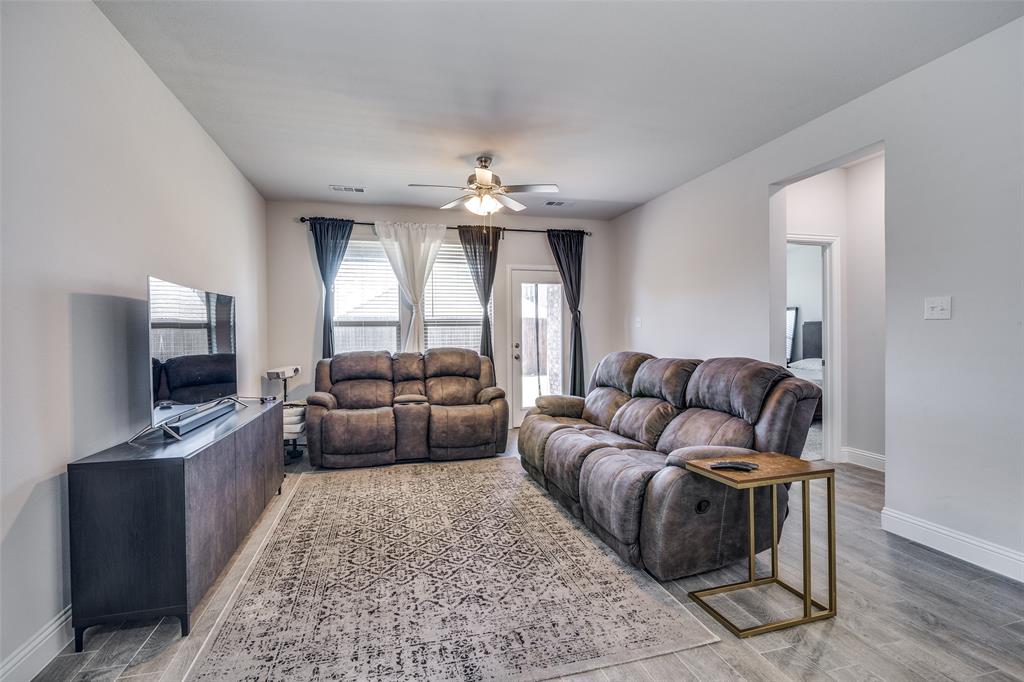 Travis Ranch Ph 2d - Residential Lease