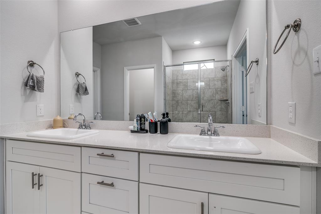 Travis Ranch Ph 2d - Residential Lease